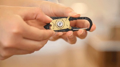 動かすと隠されたツールが表れる