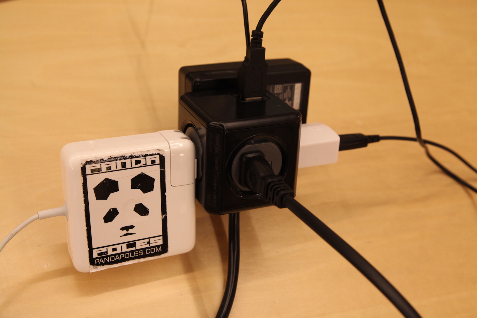 全方位にコンセント