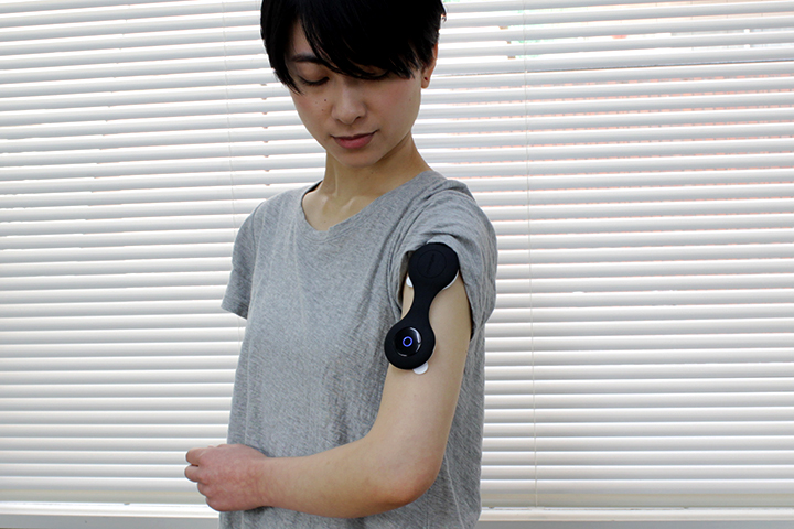 いつでもどこでも使えるEMS筋肉運動器『マヤリラックス』