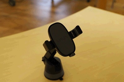 スマホを置く