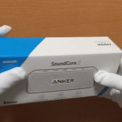 anker soundcore2外箱を様々角度で見たGIF画像