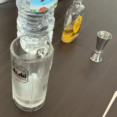 ウイスキーの水割りの美味しい作り方
