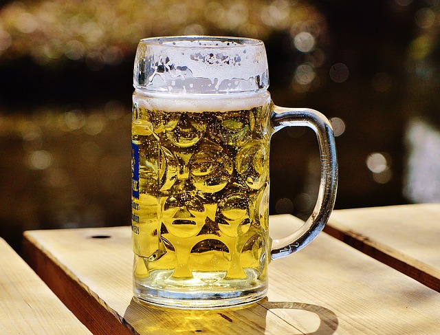 ビールジョッキグラス