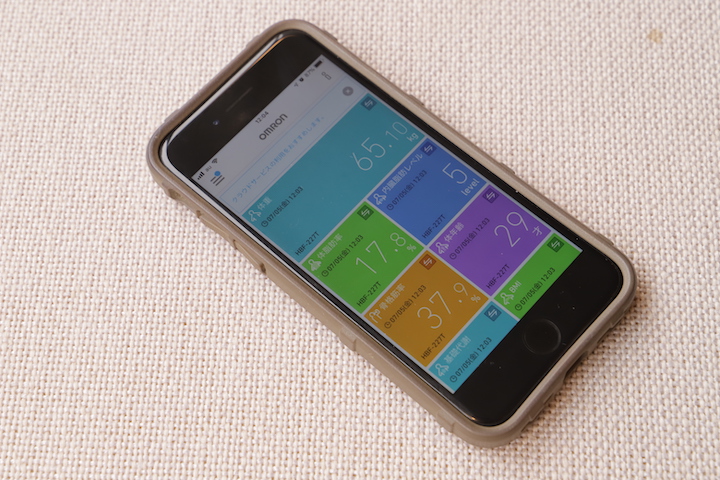 アプリ「オムロンコネクト」