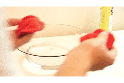 mimimamoを洗っている様子のgif