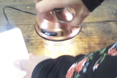ベアボーンズリビング灯り