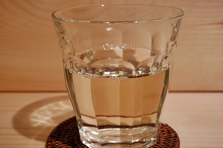 日本酒ストレートの写真