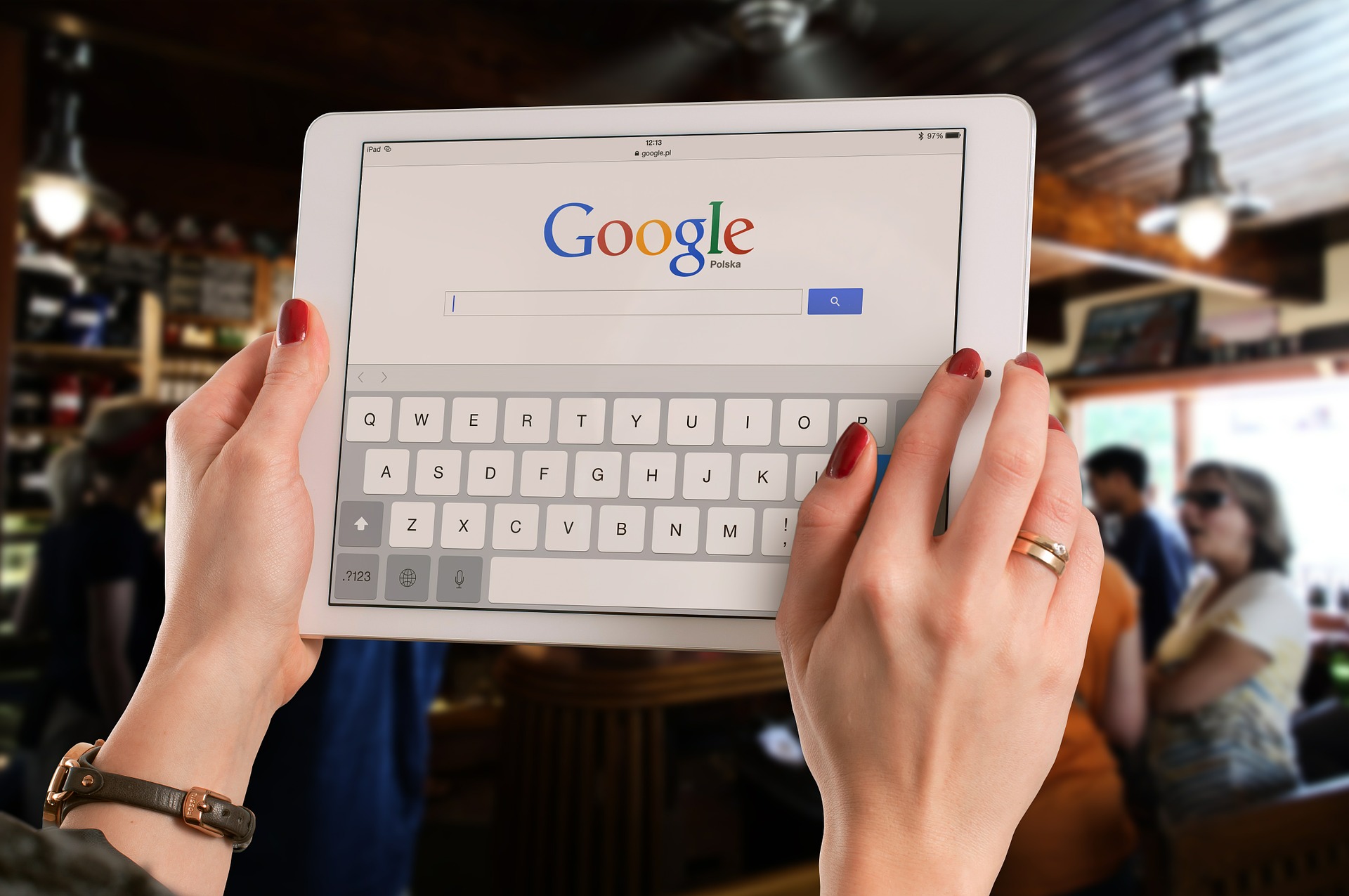 Googleで検索している画像