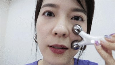 ヤーマンWAVY mini(ウェイビーミニ)の使用GIF