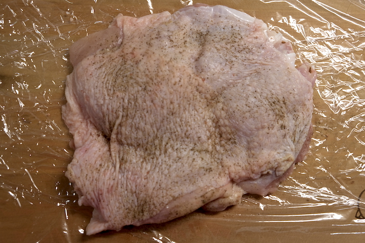 鶏もも肉の写真
