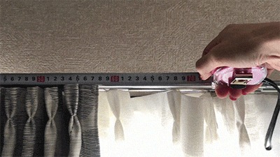 カーテンレールの計測