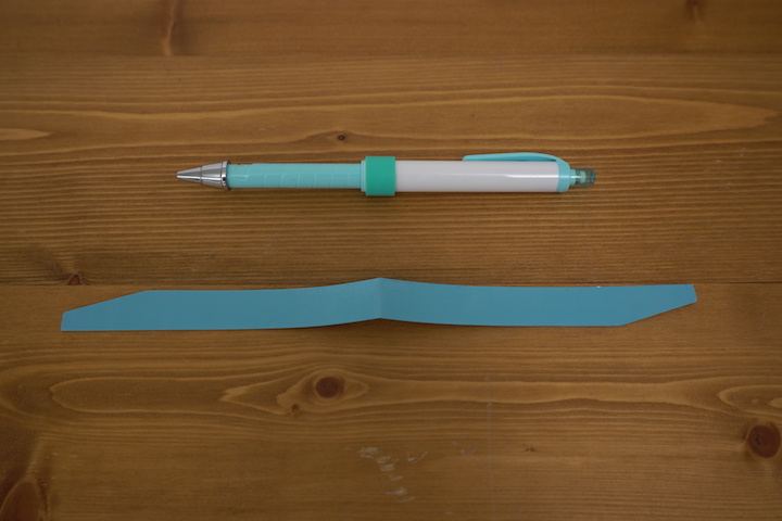 シャープペンとグリップ