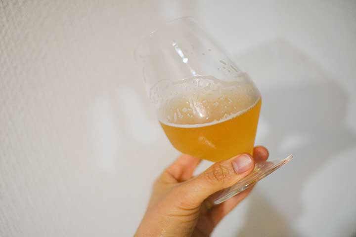 「箕面ブリュワリー」ヴァイツェンの澱の画像