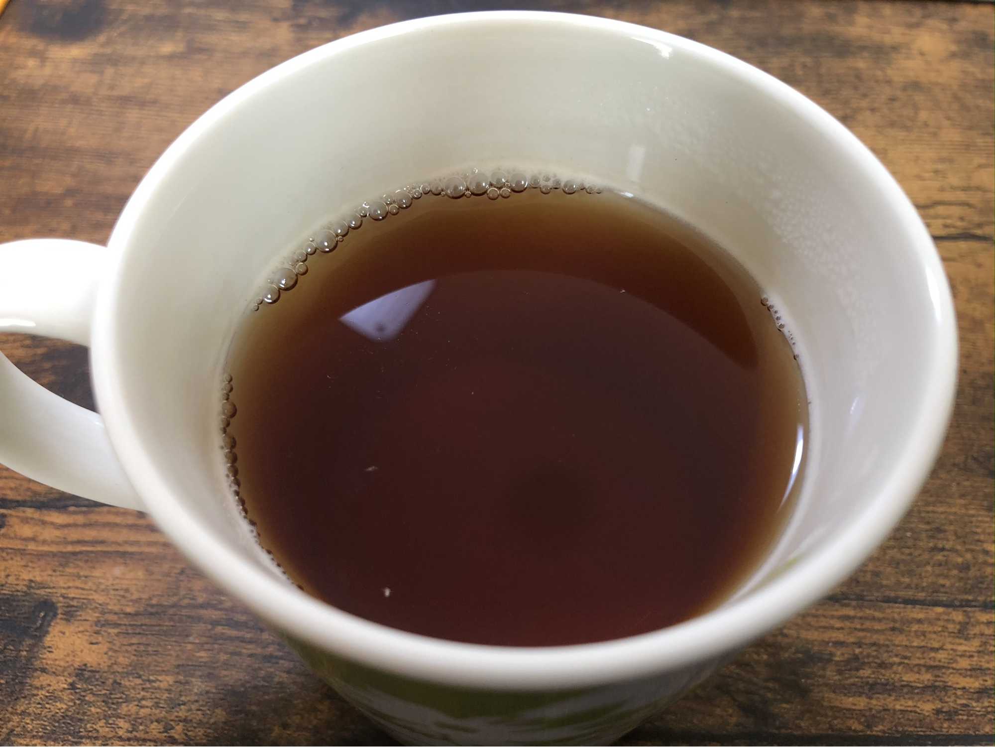 アルフェ ビューティコンク<パウダー>を混ぜる前の紅茶写真