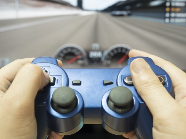 ゲームを楽しんでいる画像