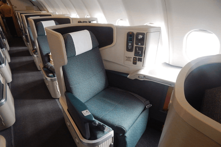 飛行機ビジネスシート