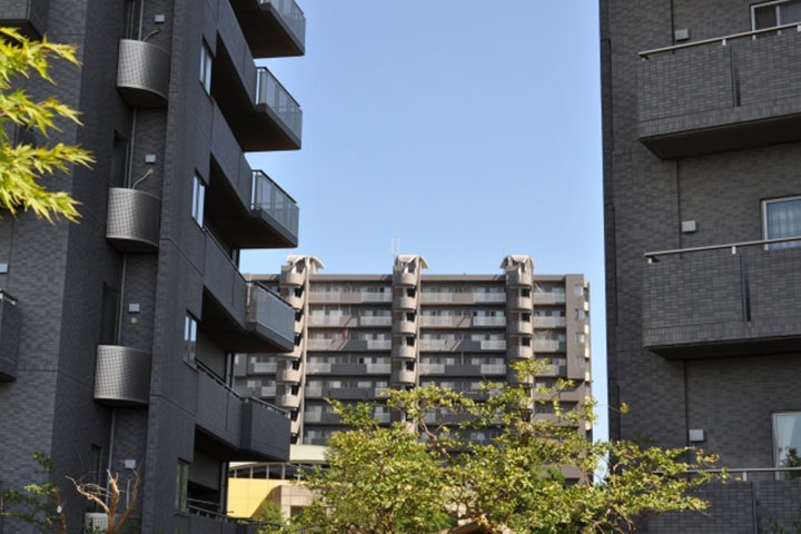 立ち並ぶマンション