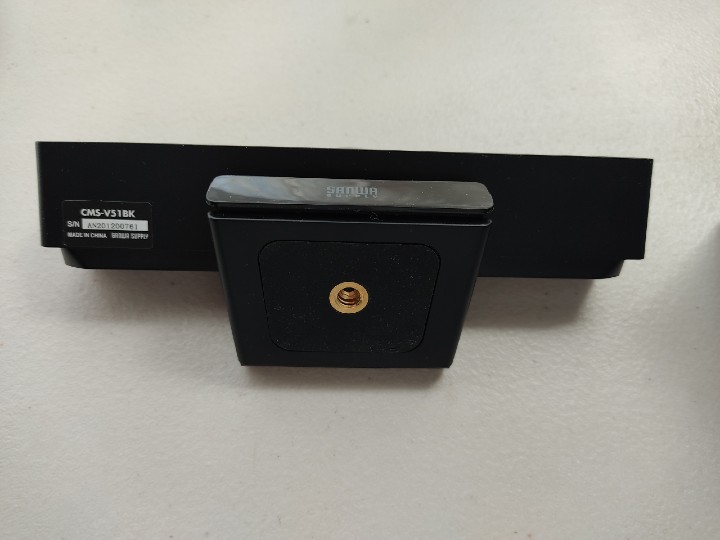 サンワサプライCMS-V51BK三脚取付用穴の写真