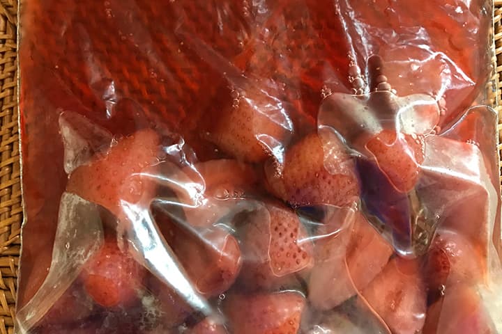 5日漬け込んだいちごウイスキー