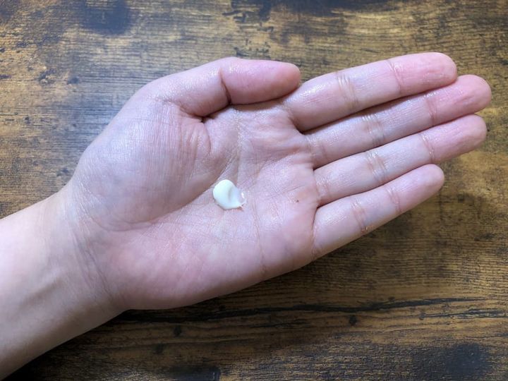 POLA B.A ウォッシュ　手にとった写真