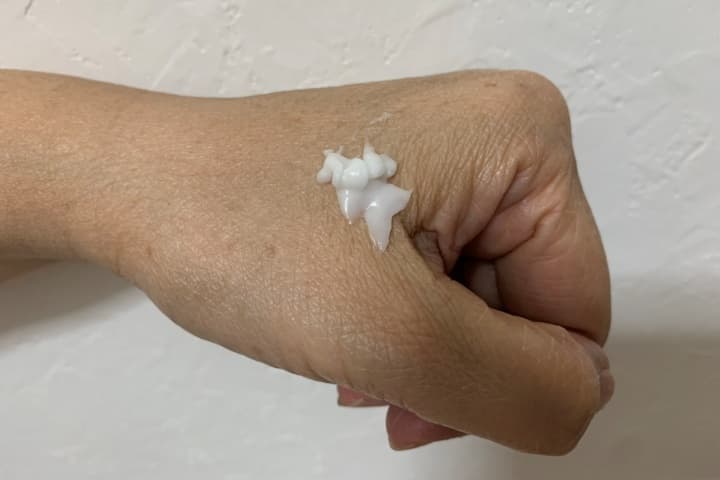 リンクルショットの口コミや評判は本当 50代のシワで効果を検証