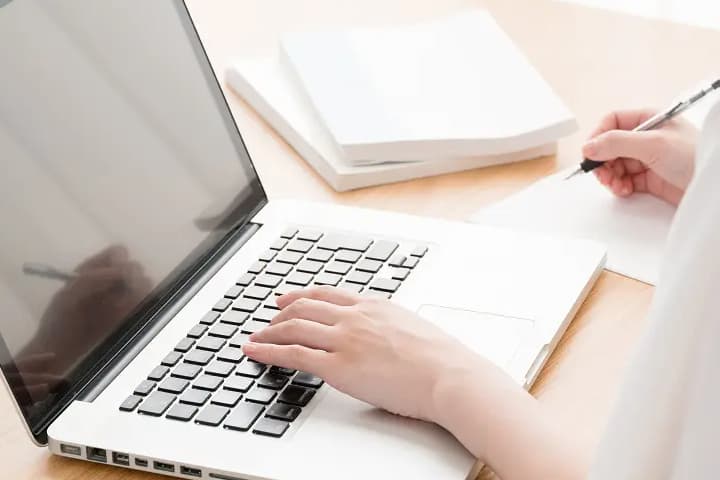 エクセル有資格者直伝！おすすめ資格の紹介と受かるための勉強法【mosなど】 | ワカルニのイメージ画像