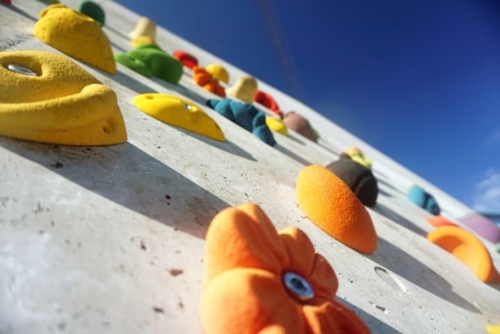 ボルダリングのイメージ画像