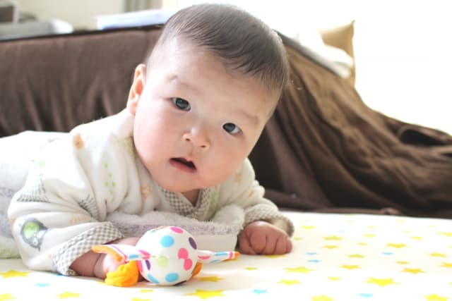 こたつと赤ちゃん