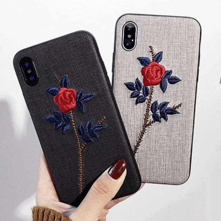 バラの刺繍のケース