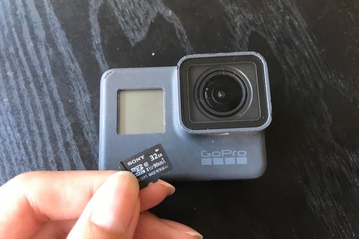 GoProとmicroSDカード