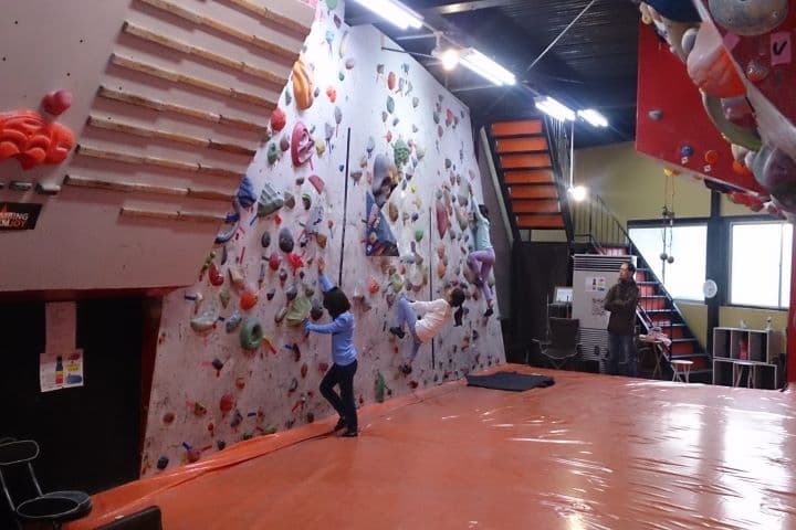 ボルダリングジムJOY福岡