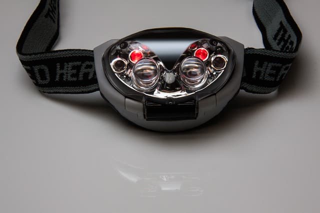 黒いヘッドライト