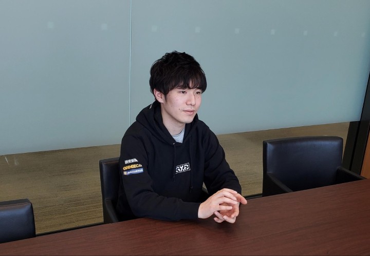 全ロストで気持ちが萎えても、次こそはとすぐ再チャレンジしてしまうのが「タルコフ」