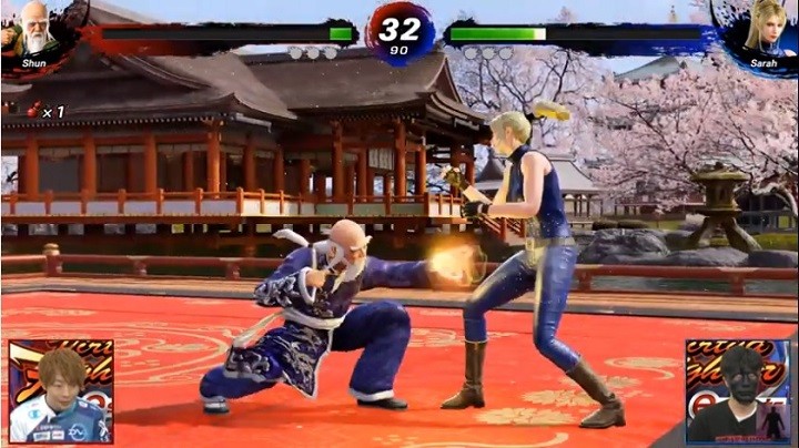 5月27日の配信番組では、プロゲーマー・板橋ザンギエフ選手（左）が参加するエキシビジョンマッチが開かれた