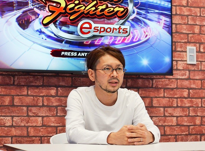 バーチャファイターの魅力を語る青木盛治さん