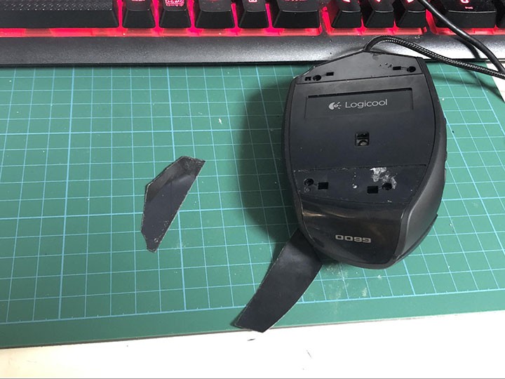 シール？　を剥がす