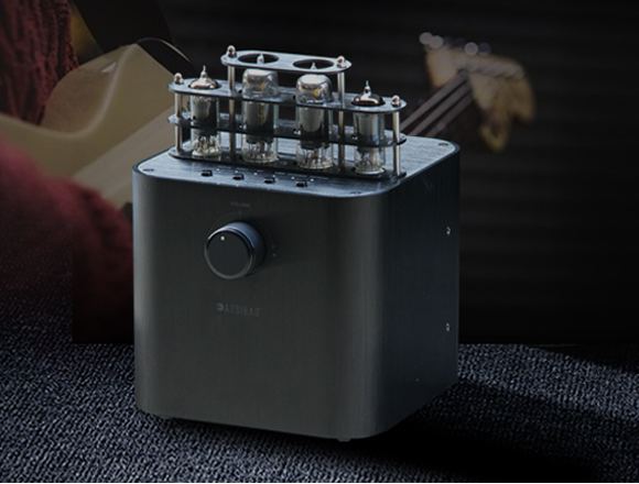 ＣＢ無線 BENKEI 600 真空管アンプ 真空管アンプ試聴／日本製の真空管を搭載したタカツキ TA-S01