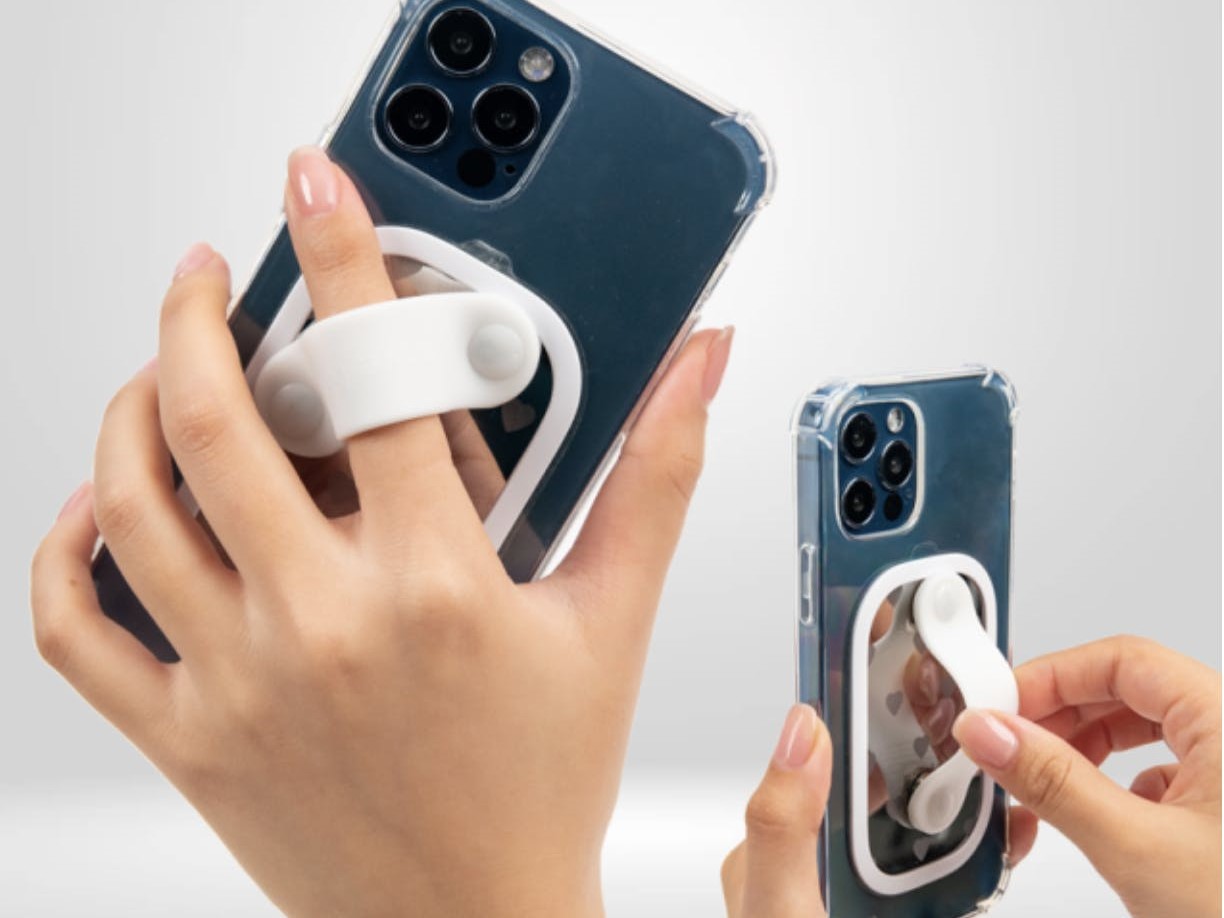 ナニコレ動く〜！自由自在に位置調整が可能なスマホグリップ「Smart