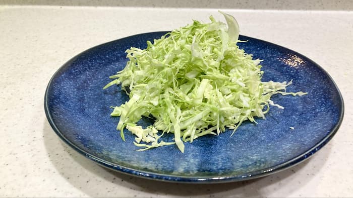 千切りキャベツの写真