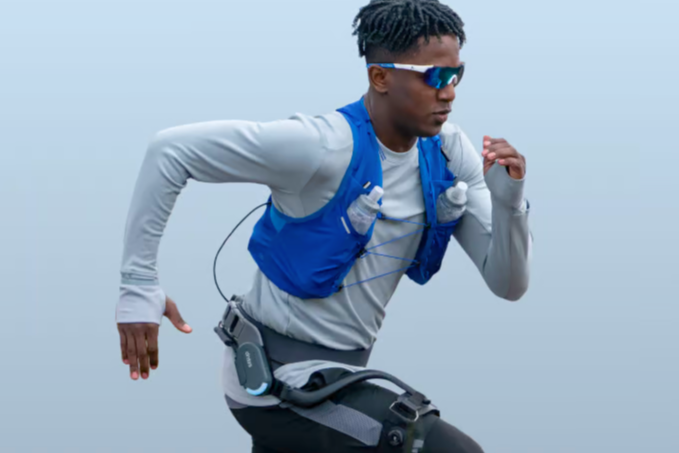 歩行の負担を軽減するウェアラブル外骨格「Dnsys X1」 - bouncy