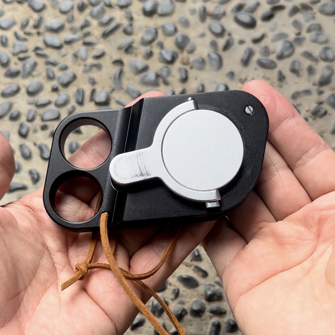 思い立ったらすぐ釣り！ 世界最小クラスの釣竿「Tiny Reel」を