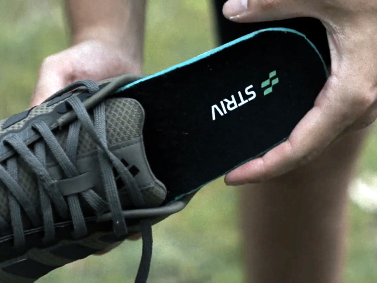 まるで自分だけのランニングコーチ？ スマートインソール「Striv