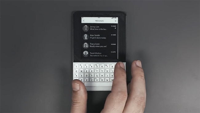 minimal phone QWERTYキーボード搭載スマートフォン 本体 シンプルがイイ！ QWERTYキー付きのモノクロE Inkスマホ