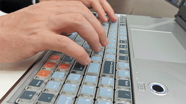 3画面Windowsノートパソコン Amazon.co.jp: デュアルディスプレイ ダブルモニター トリプル