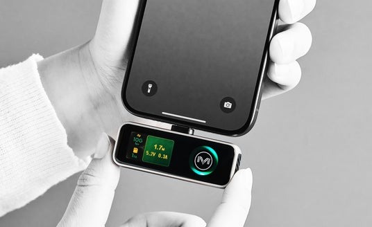 スマホに直挿しできる！ 小型ポータブルSSD「MiniMAX」 - bouncy