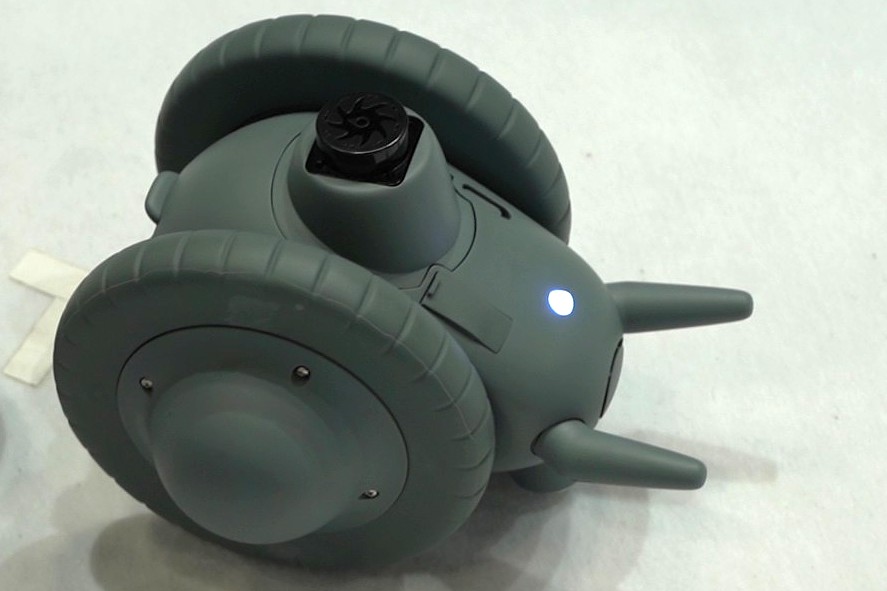 6Gで野生のロボットが出現？ 人の生態系に溶けこむカタツムリ「DENDEN