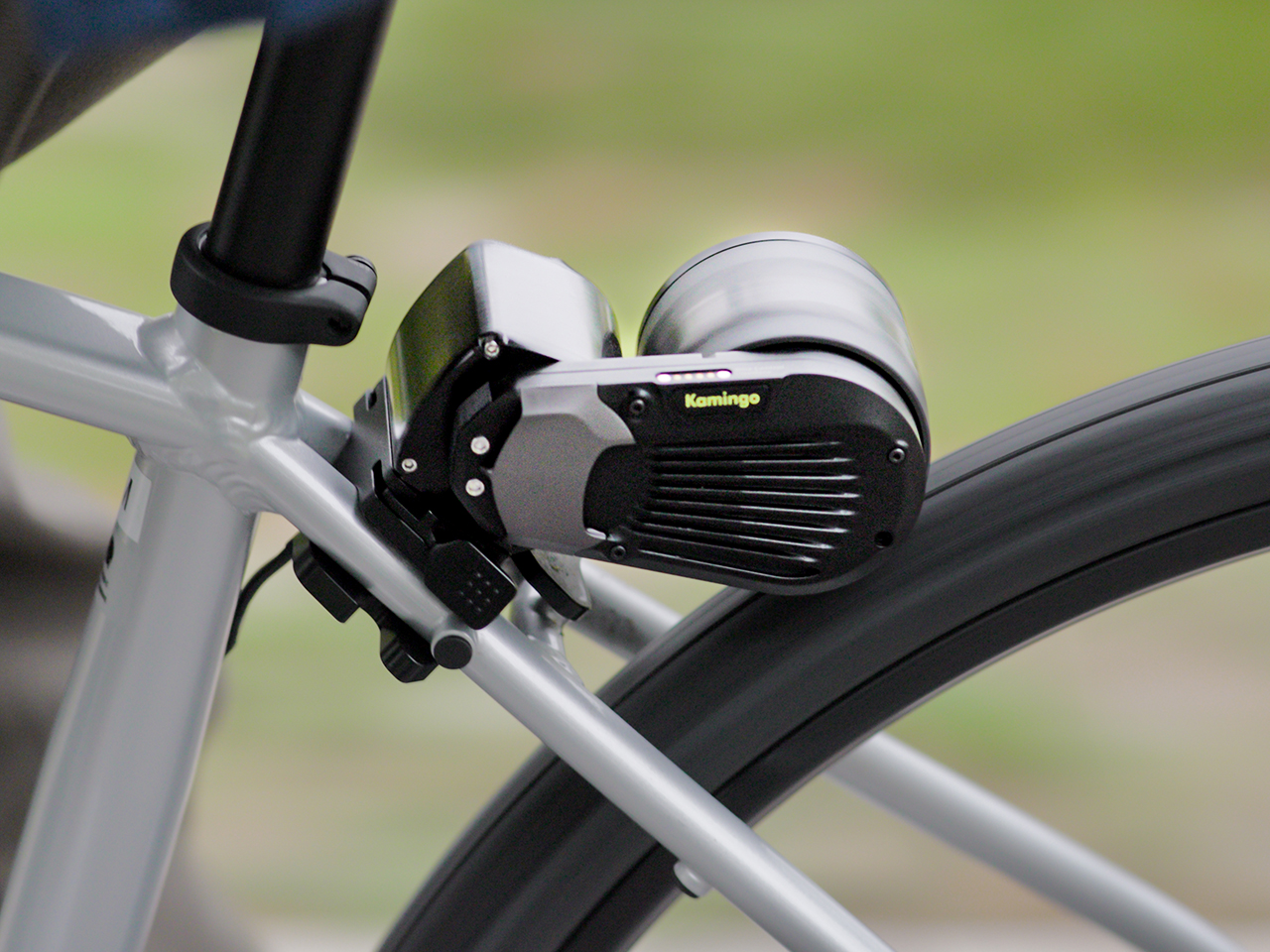 着脱10秒！ いつもの自転車を電動アシスト自転車に変える後付け