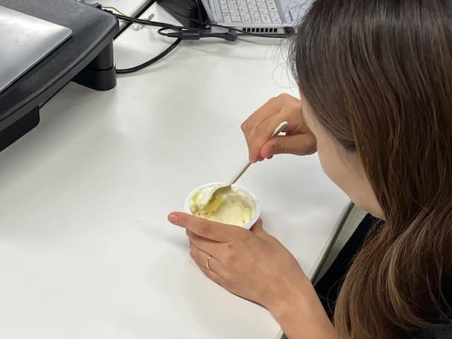 オイコス プロテインヨーグルト パッションフルーツ