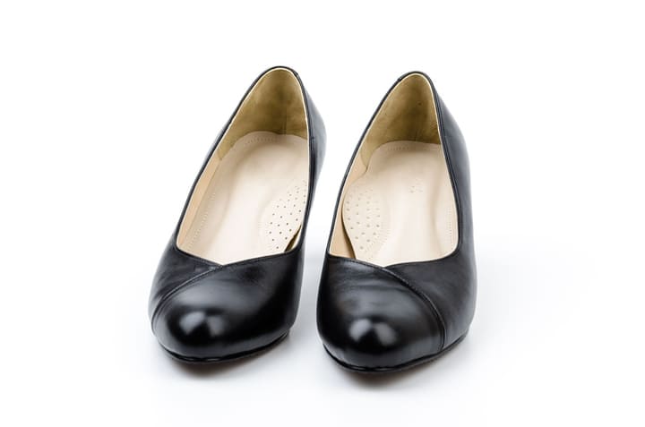 パンプスのクッション性のある中敷きとかかとすべり