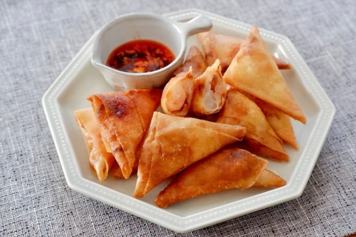 はんぺんとエビの春巻き
